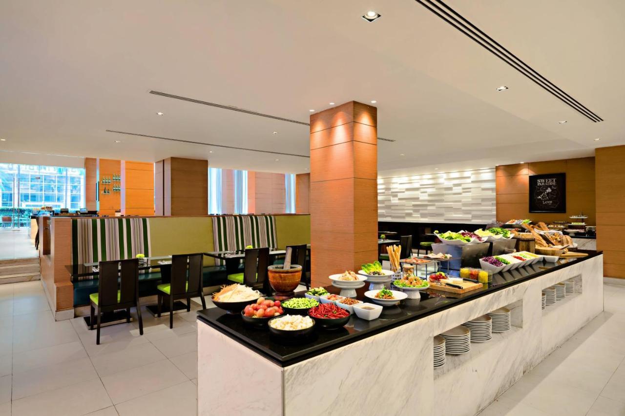 Hotel Courtyard By Marriott Bangkok Extérieur photo